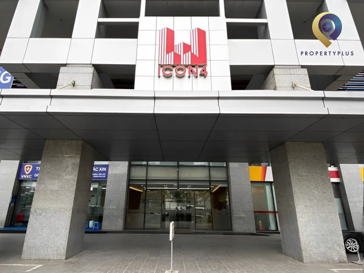Mặt tiền khu vực lối vào tòa nhà ICON4 Tower.